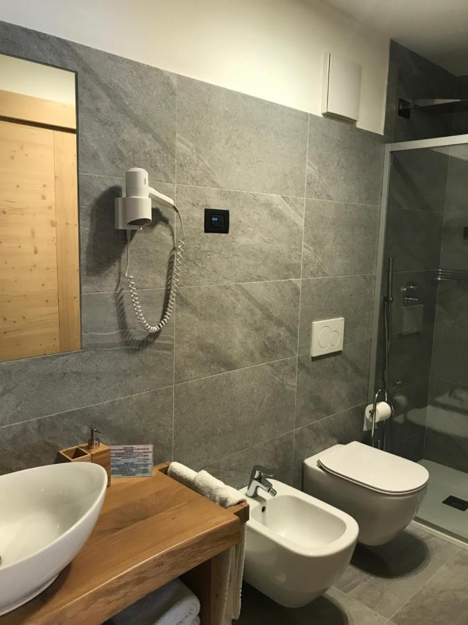 Hotel Piedibosco モエナ エクステリア 写真