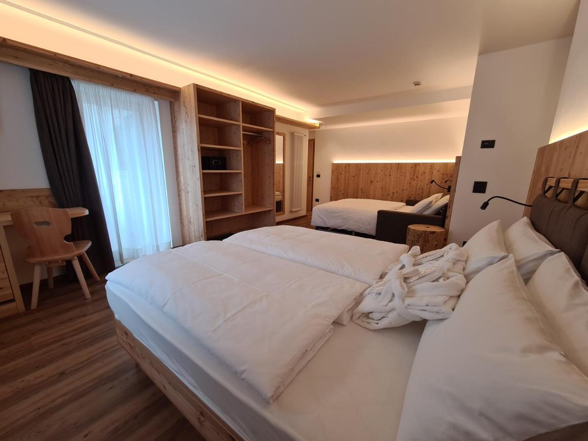 Hotel Piedibosco モエナ エクステリア 写真