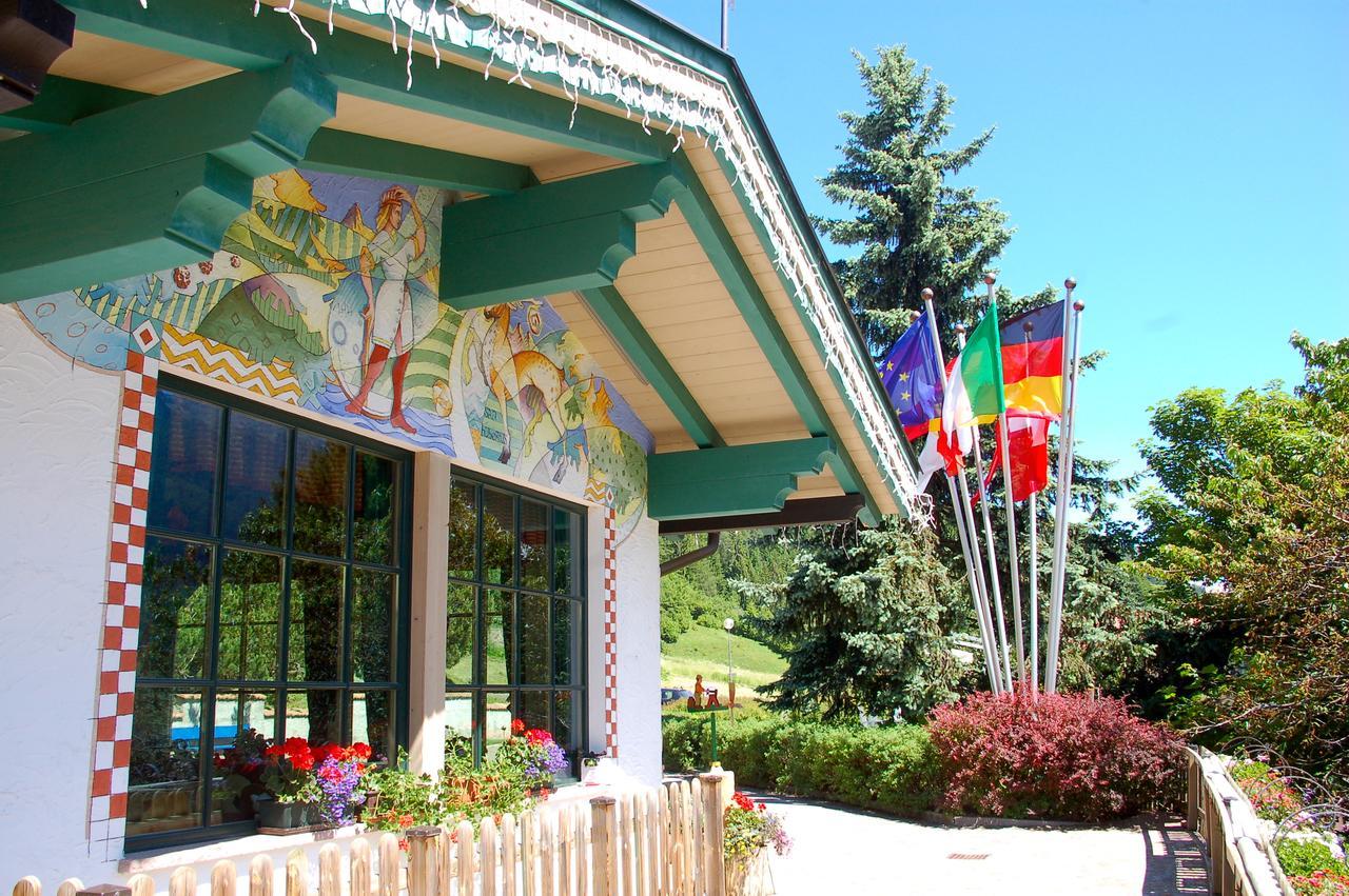 Hotel Piedibosco モエナ エクステリア 写真
