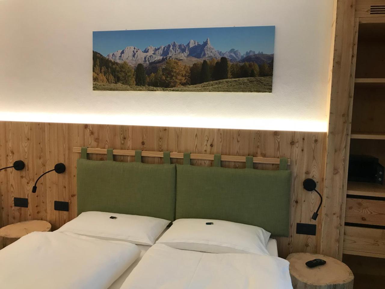 Hotel Piedibosco モエナ エクステリア 写真