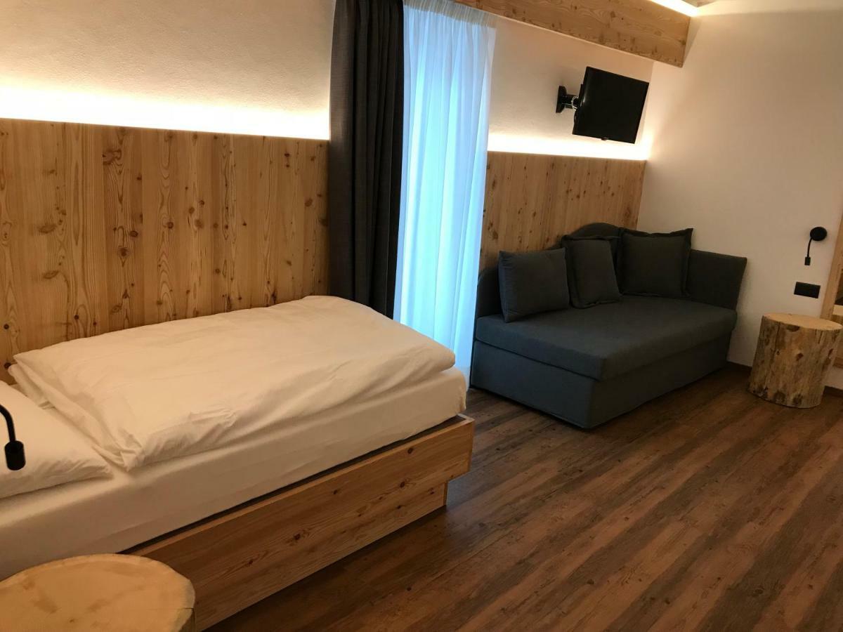 Hotel Piedibosco モエナ エクステリア 写真